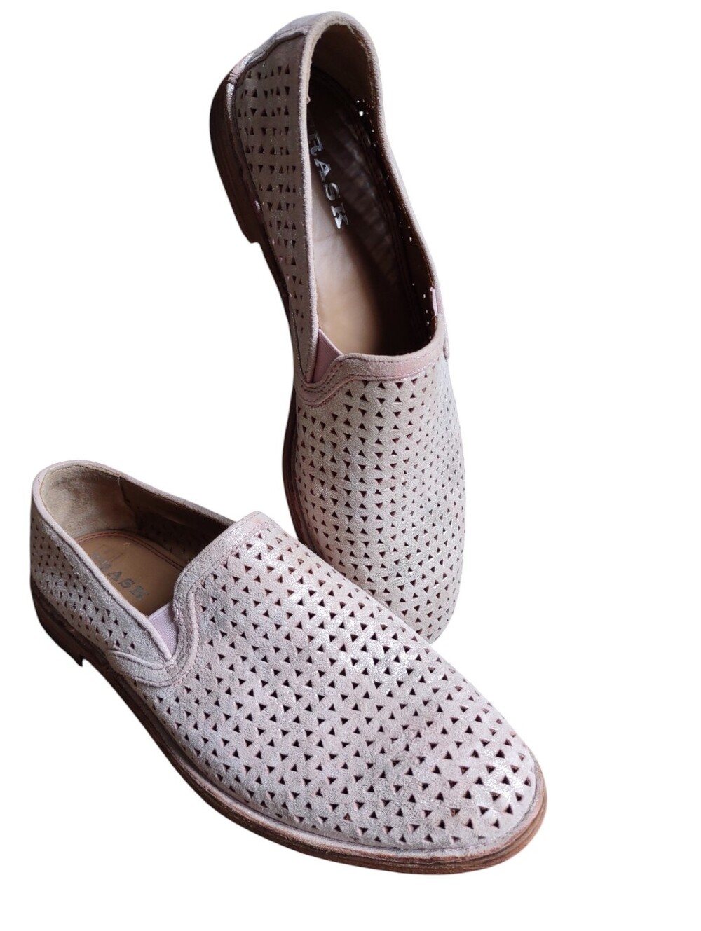 H.S. Trask Womens Size 9 Ali Perforated Loafers Metallic Blush Pink